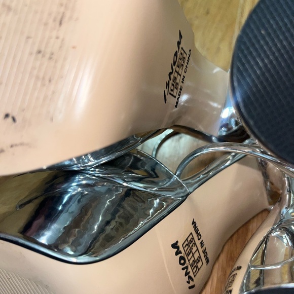 Silver Platform Heels - Picture 5 of 8